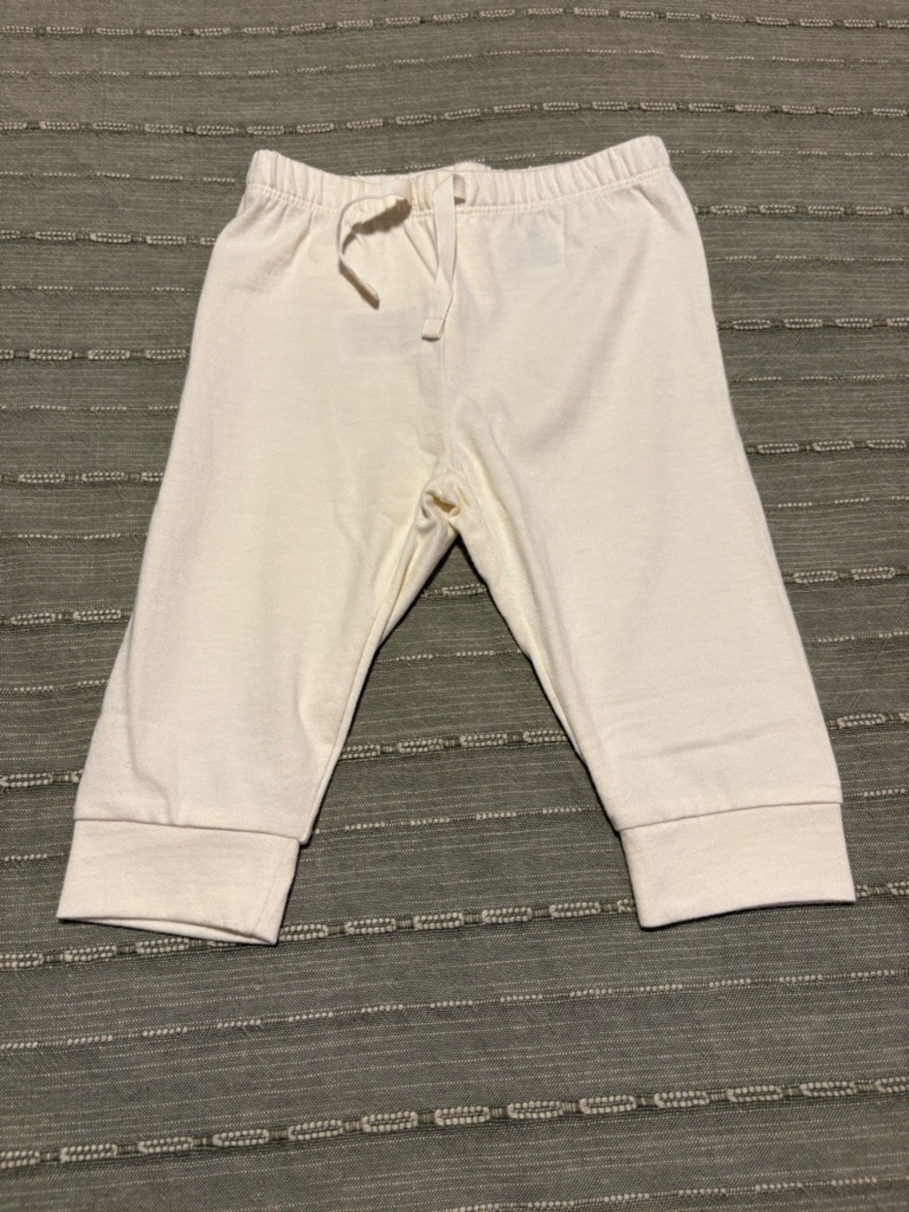NWOT Baby Gap Cream Baby Jogger Pants Organic Cotton 6-12 months